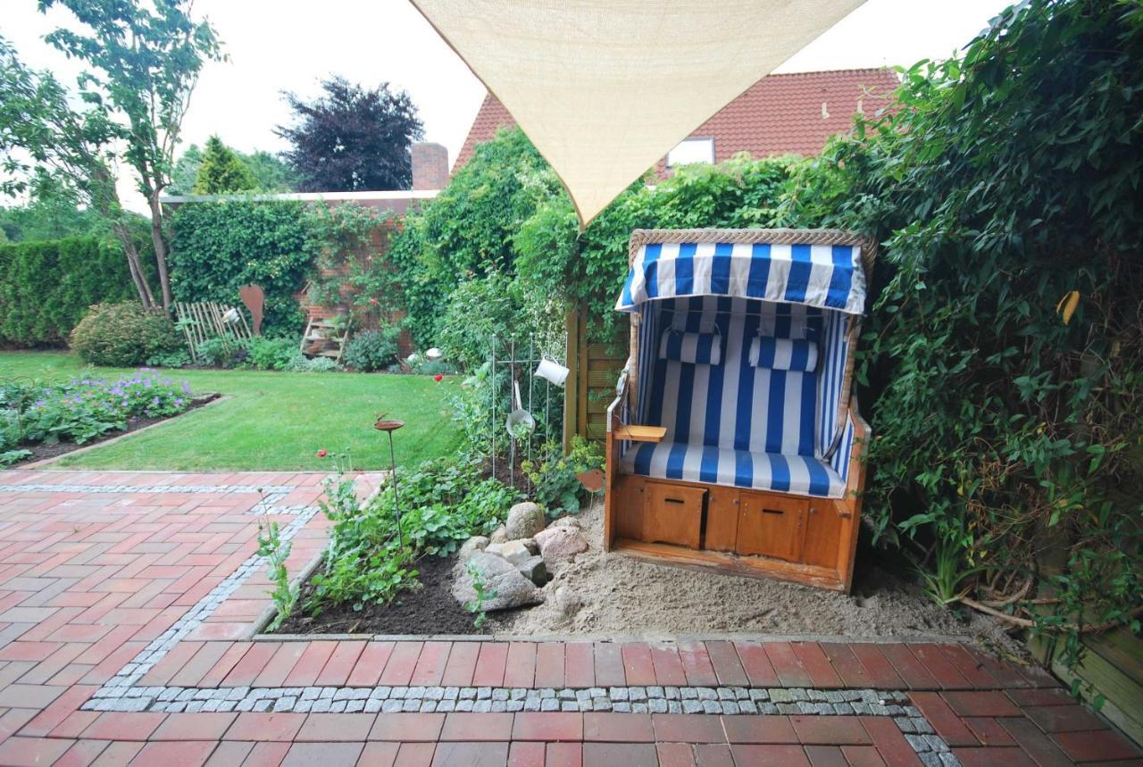 Ferienwohnung Rossis Nuest, 31516 Uplengen Екстер'єр фото