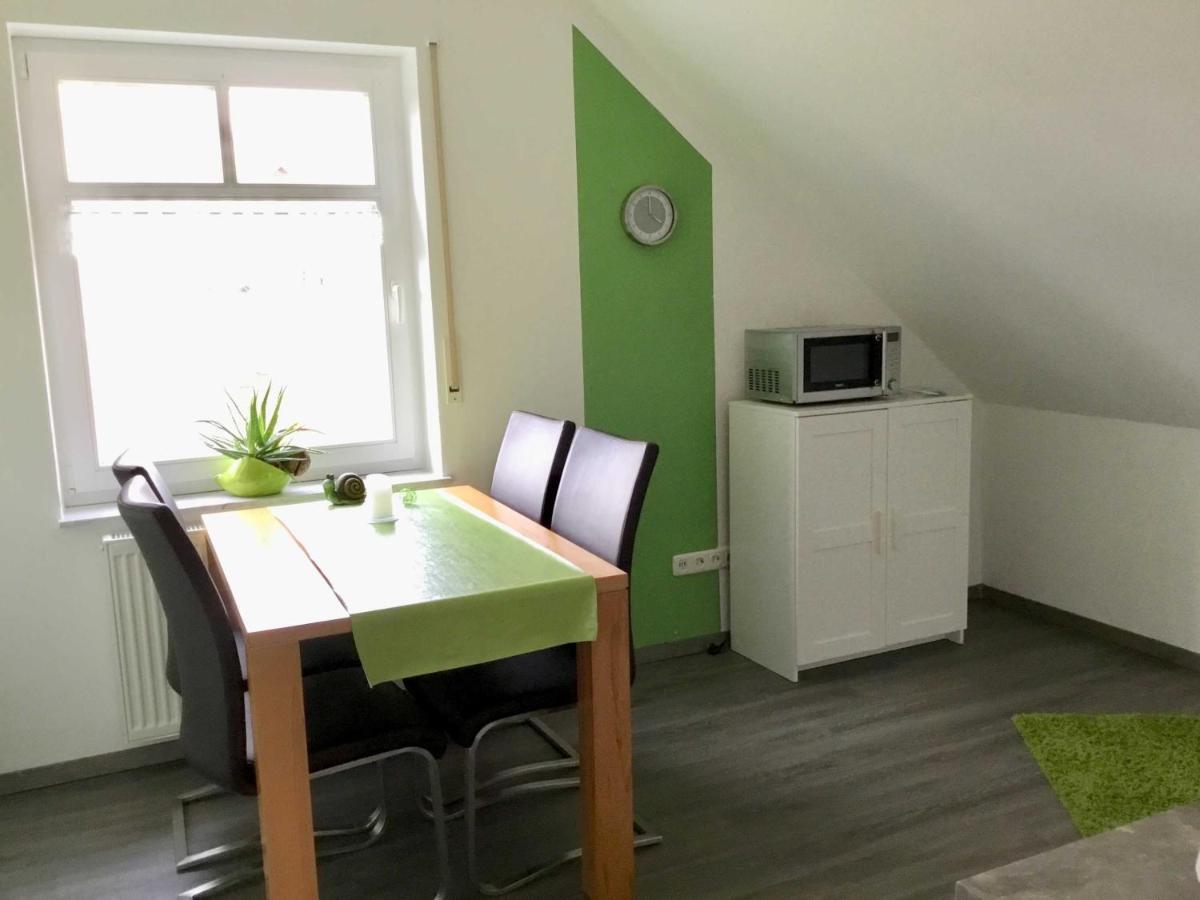 Ferienwohnung Rossis Nuest, 31516 Uplengen Екстер'єр фото
