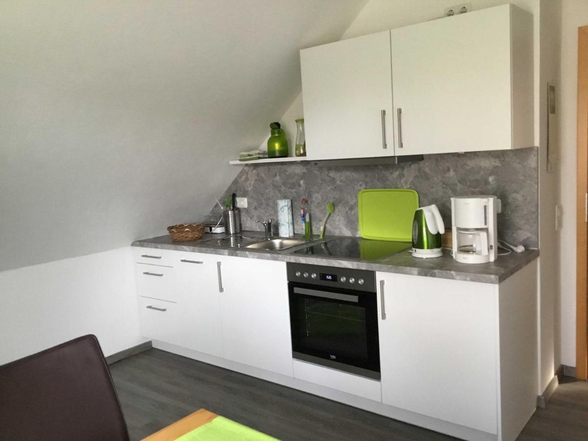 Ferienwohnung Rossis Nuest, 31516 Uplengen Екстер'єр фото